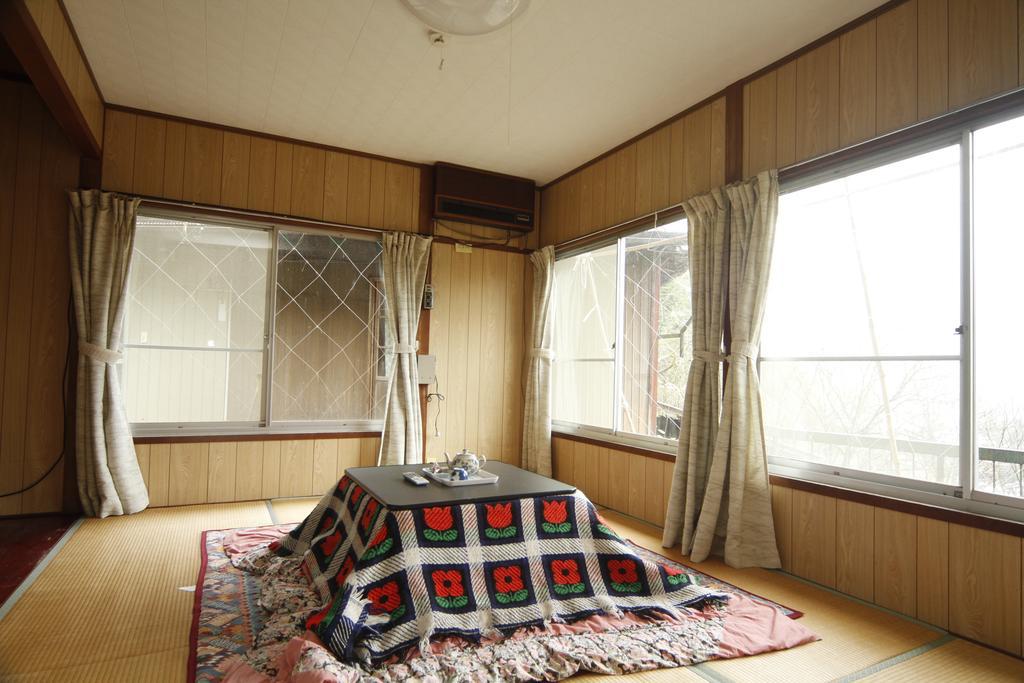 Hakuchiso Hotell Miyoshi  Eksteriør bilde